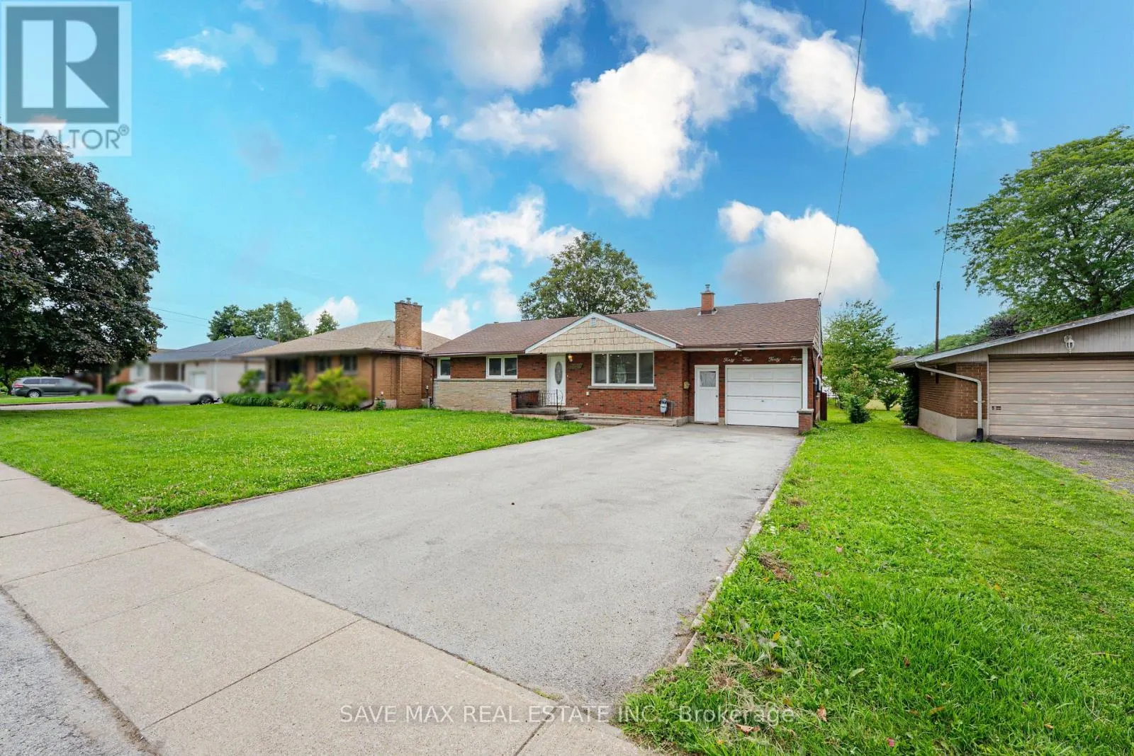 4443 DORCHESTER ROAD