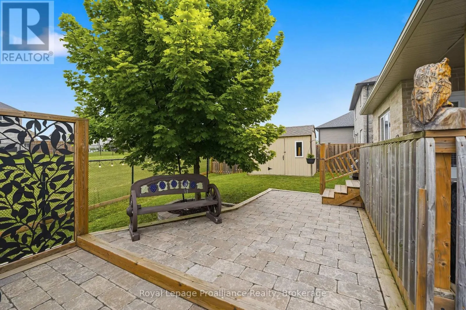 32 WALNUT CRESCENT