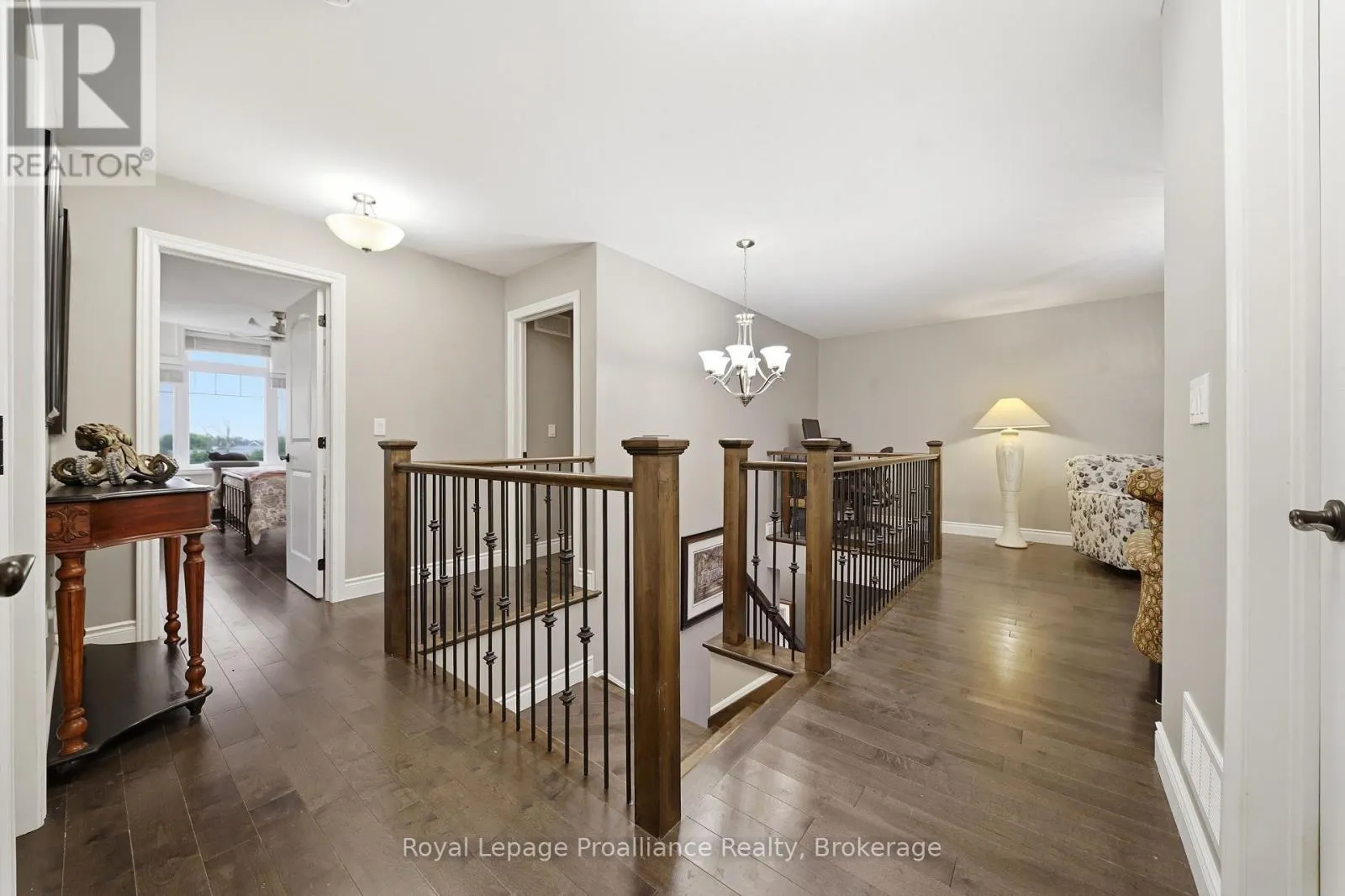 32 WALNUT CRESCENT