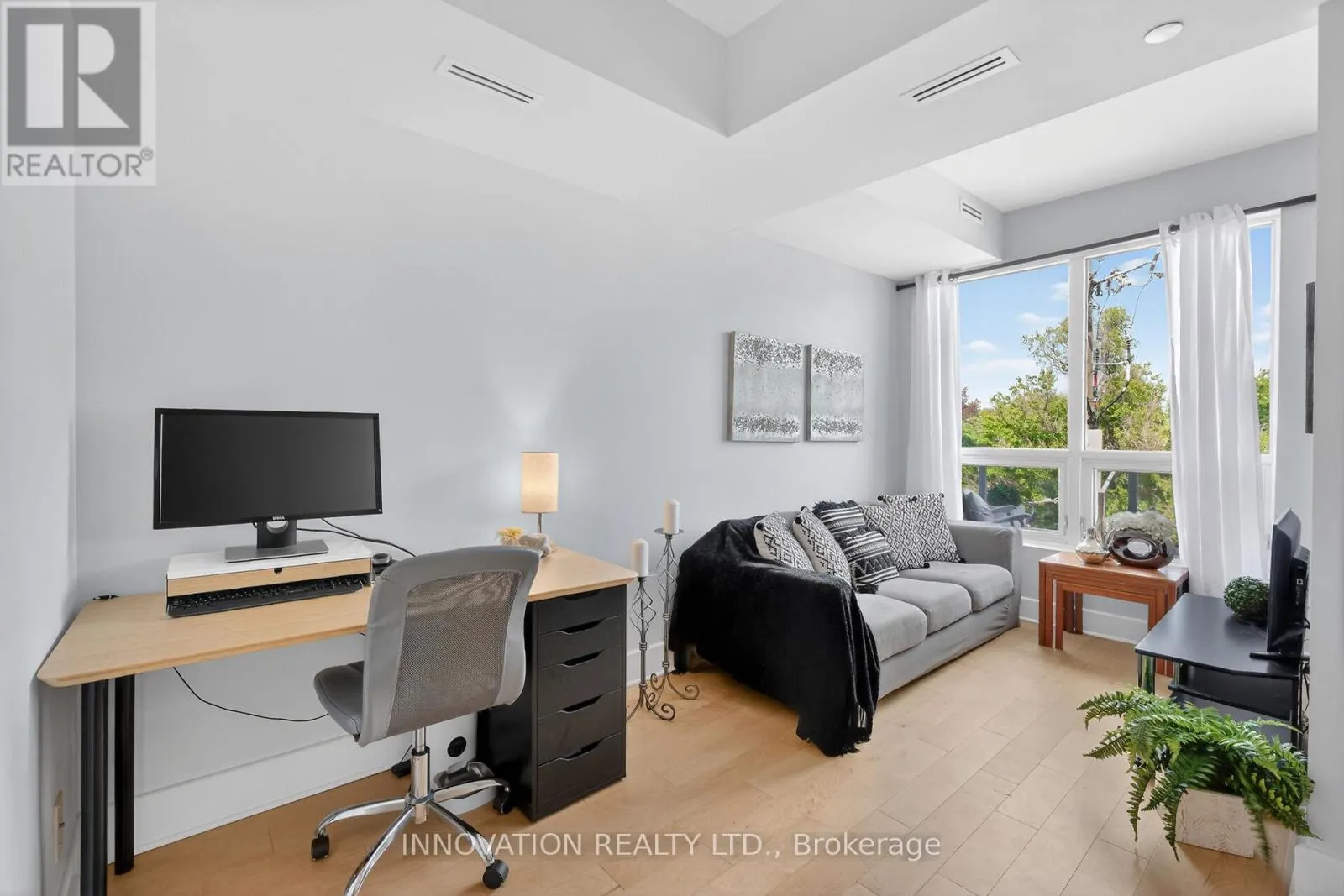 307 - 390 BOOTH STREET