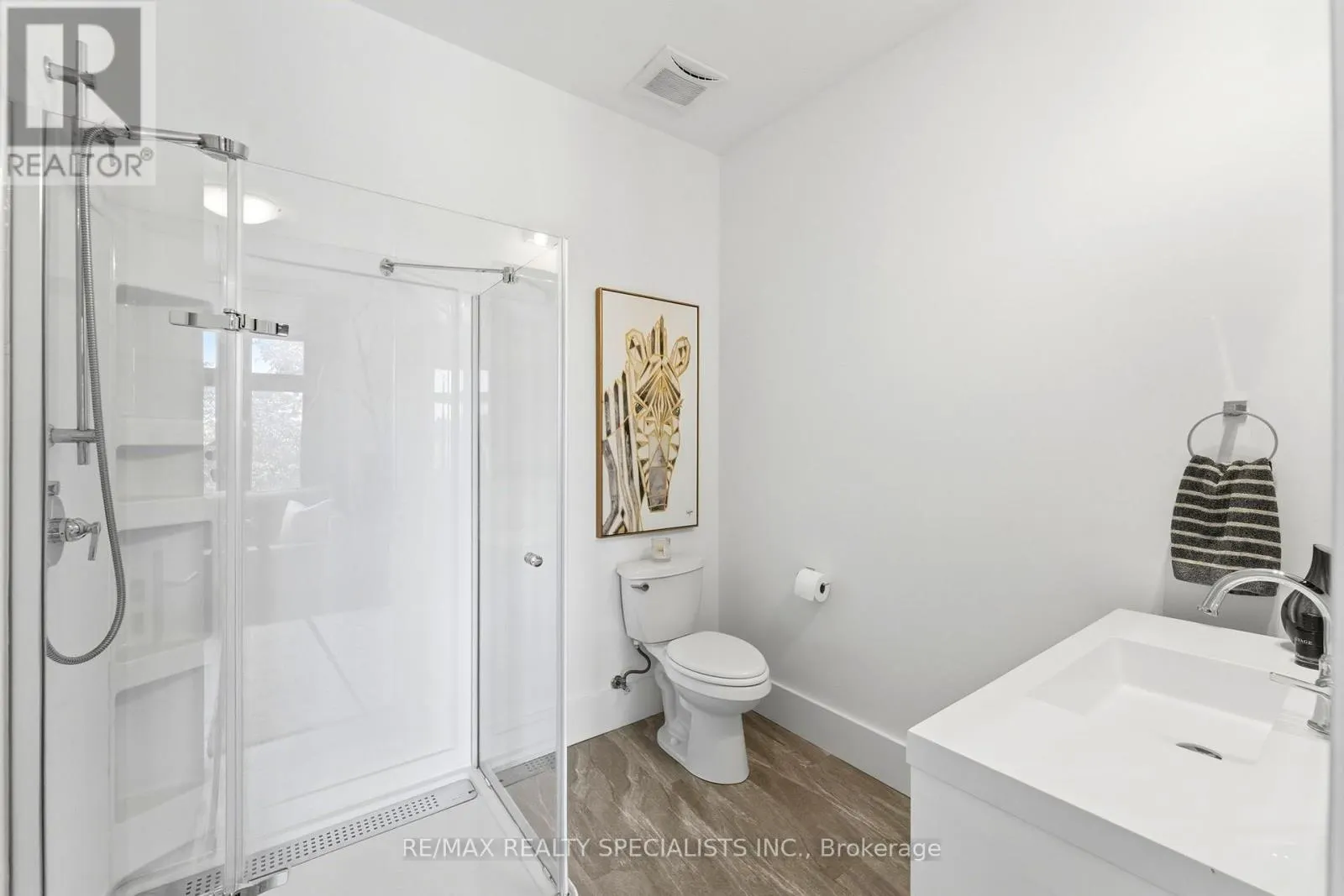 3713 NINETEENTH STREET
