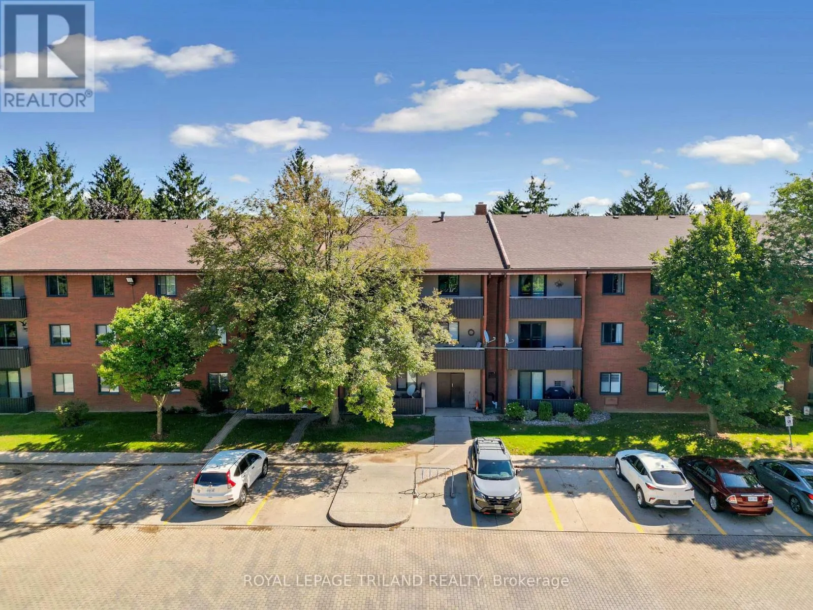 306 - 955 GRAND AVENUE W #306