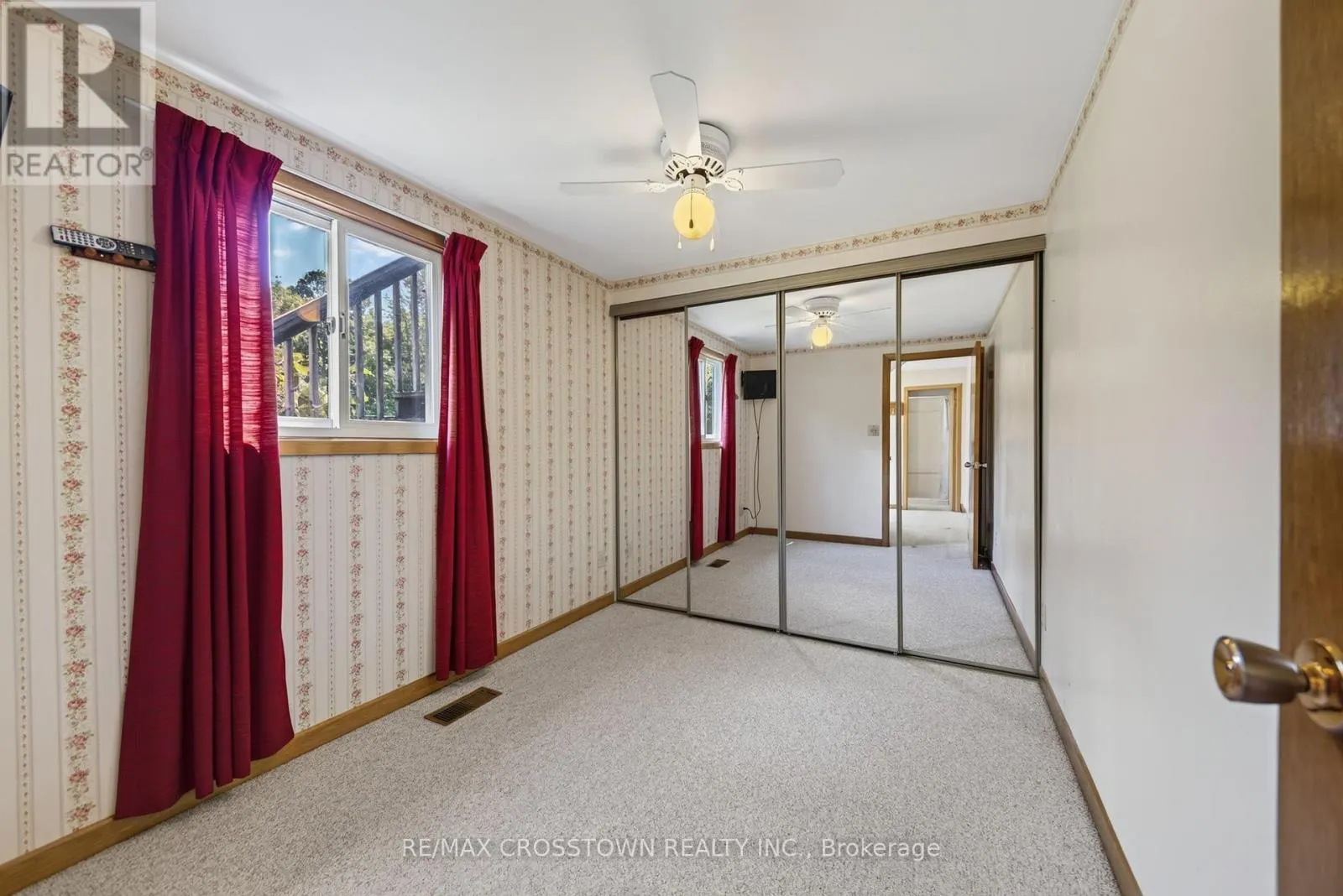 1006 BEA DALE LANE