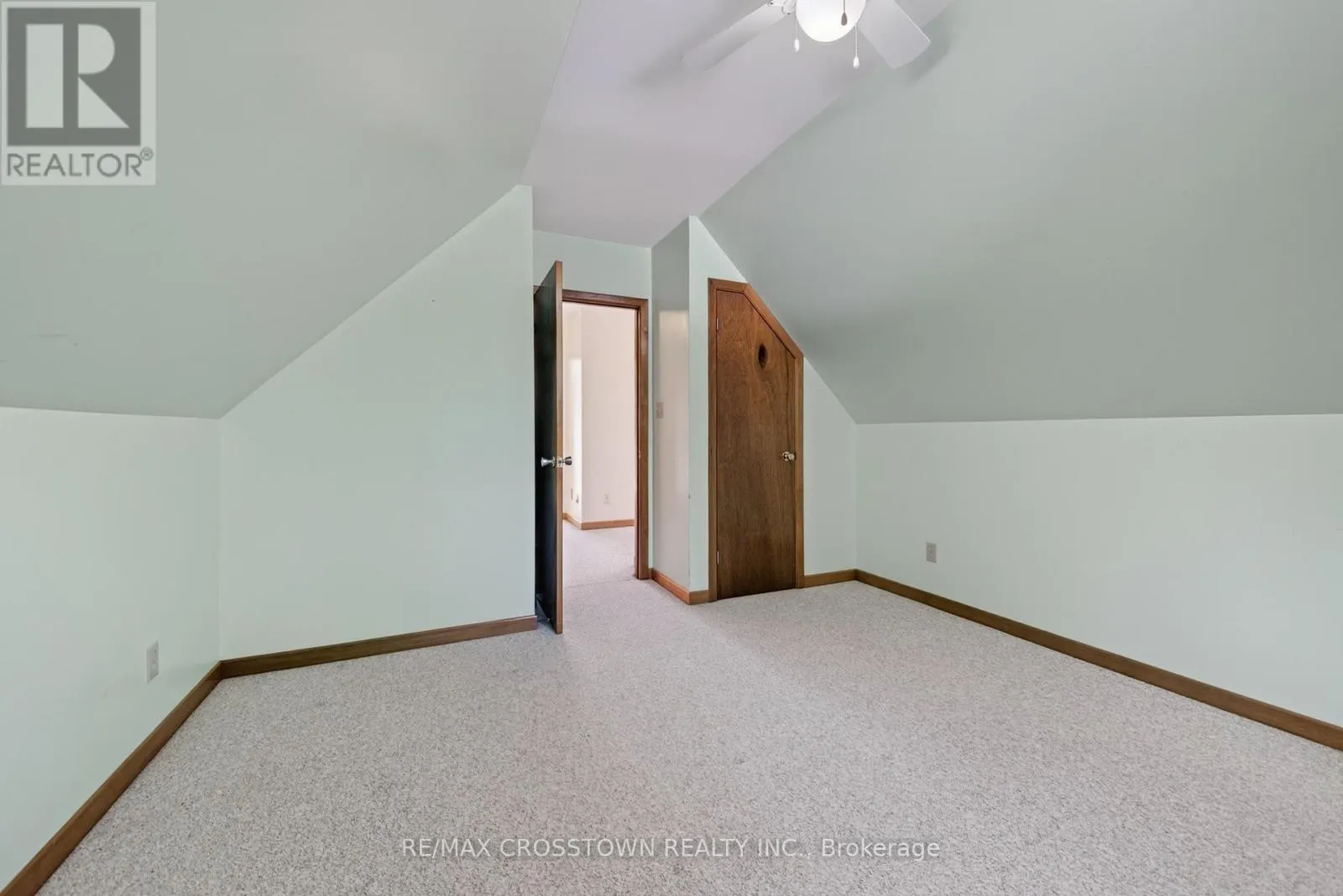 1006 BEA DALE LANE