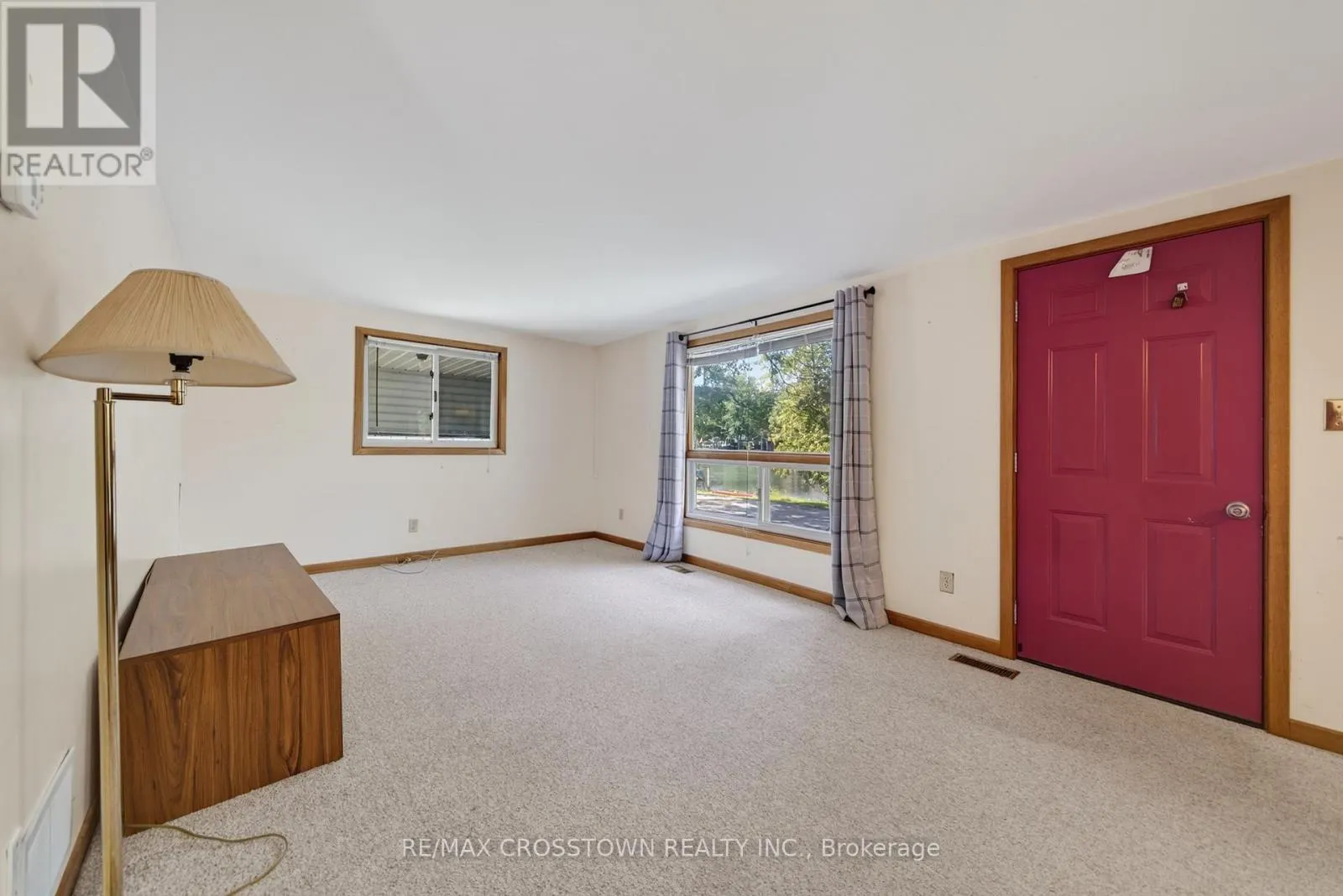 1006 BEA DALE LANE
