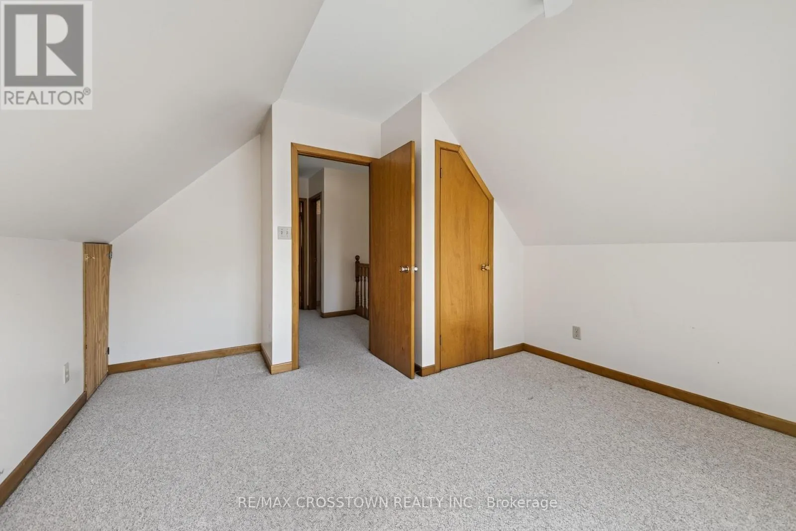 1006 BEA DALE LANE