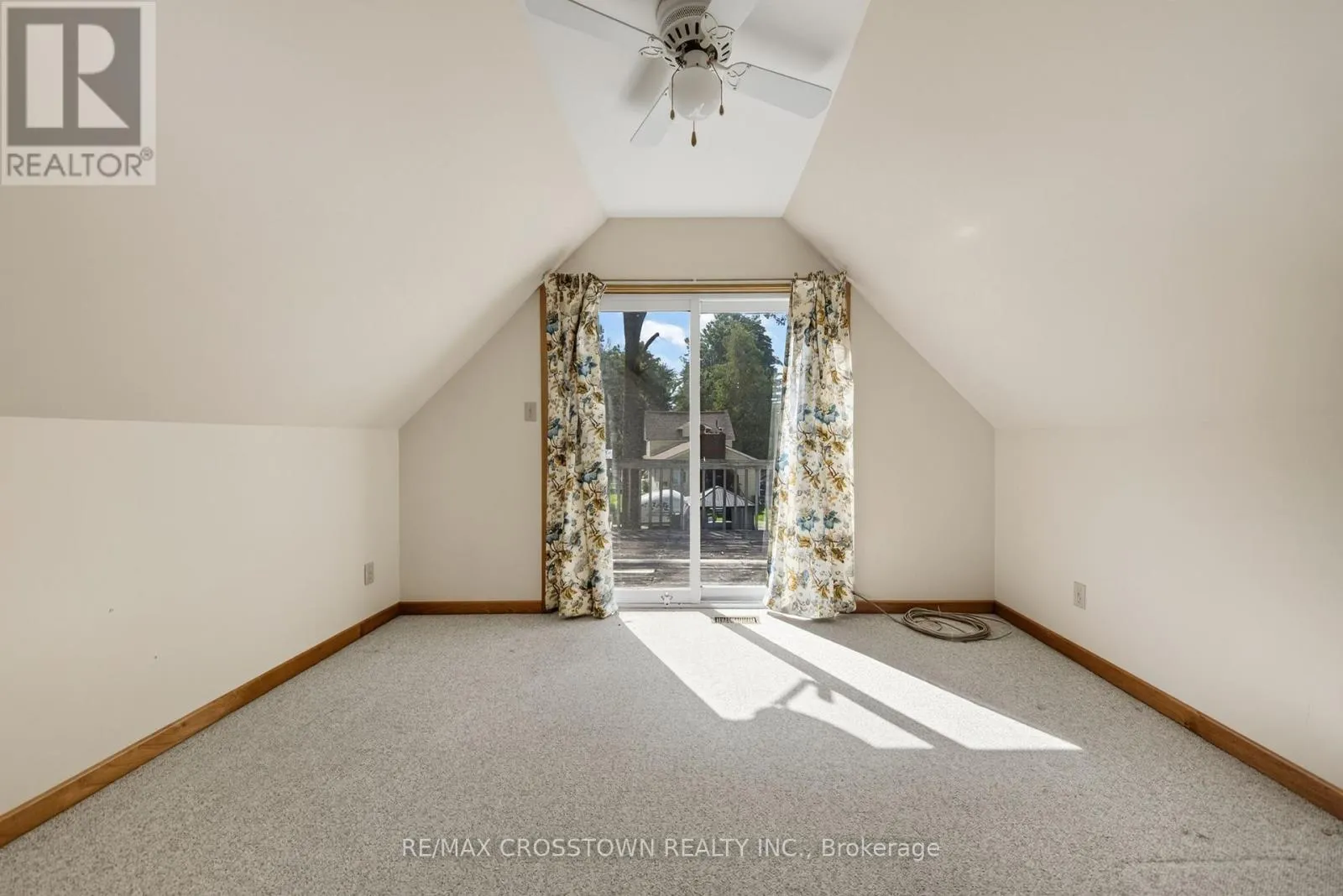 1006 BEA DALE LANE