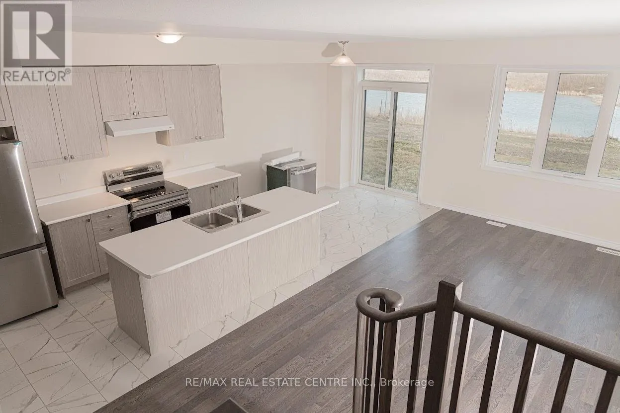 386 BARKER PARKWAY
