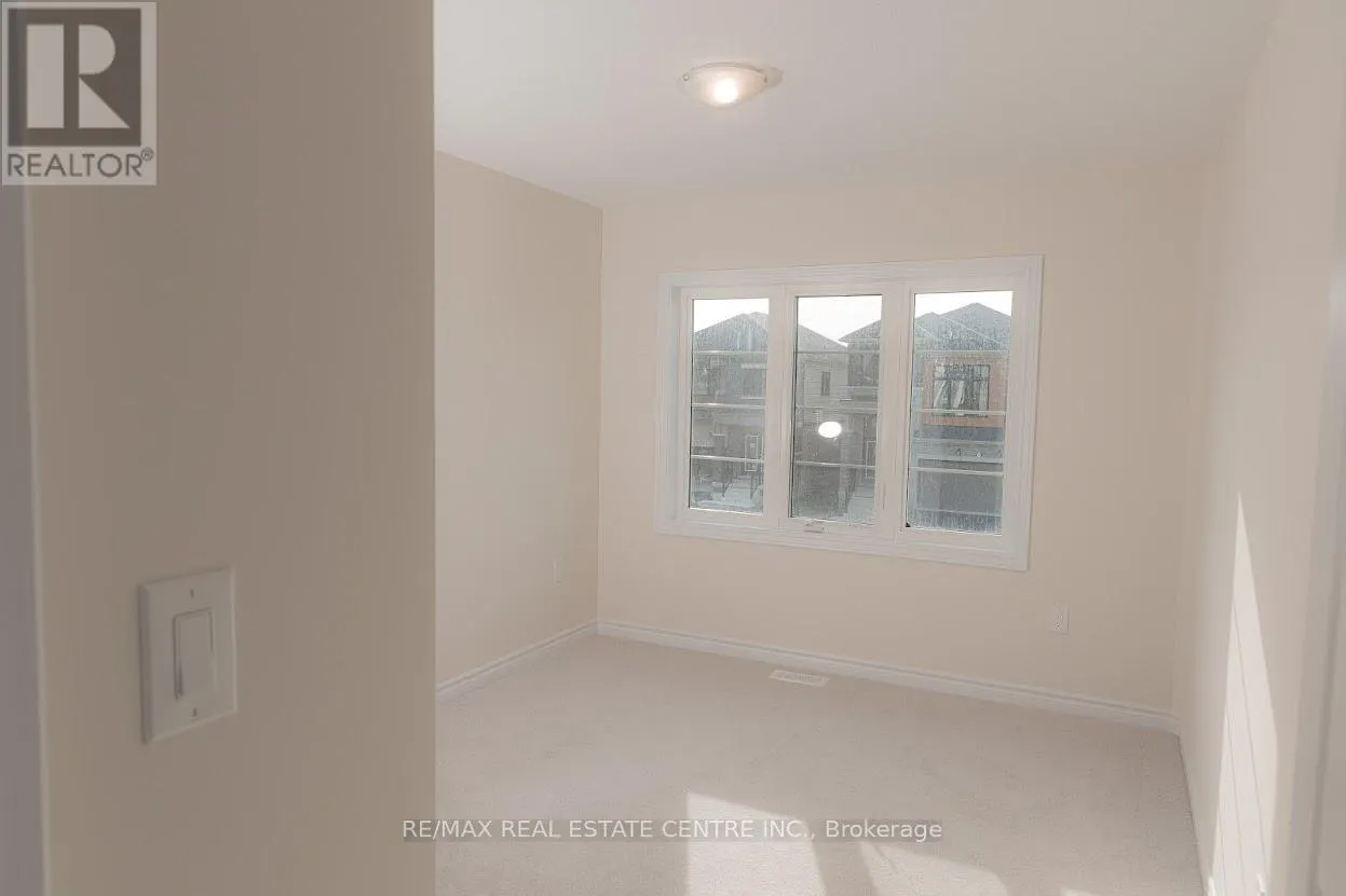 386 BARKER PARKWAY