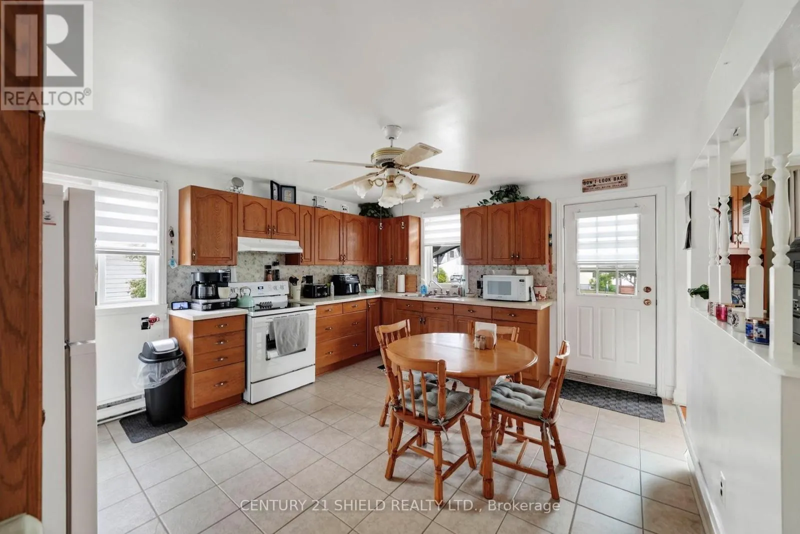 1007 2ND STREET E