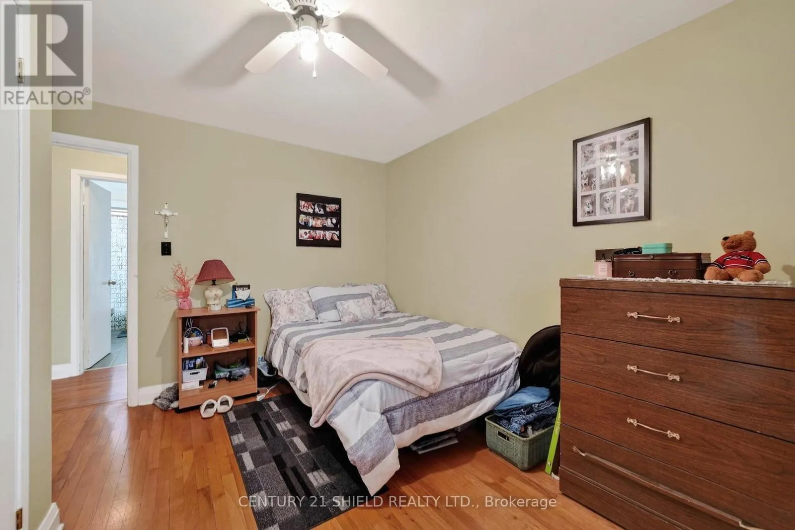 1007 2ND STREET E