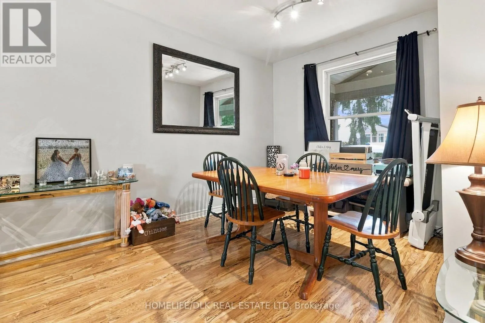 172 PEARL STREET W