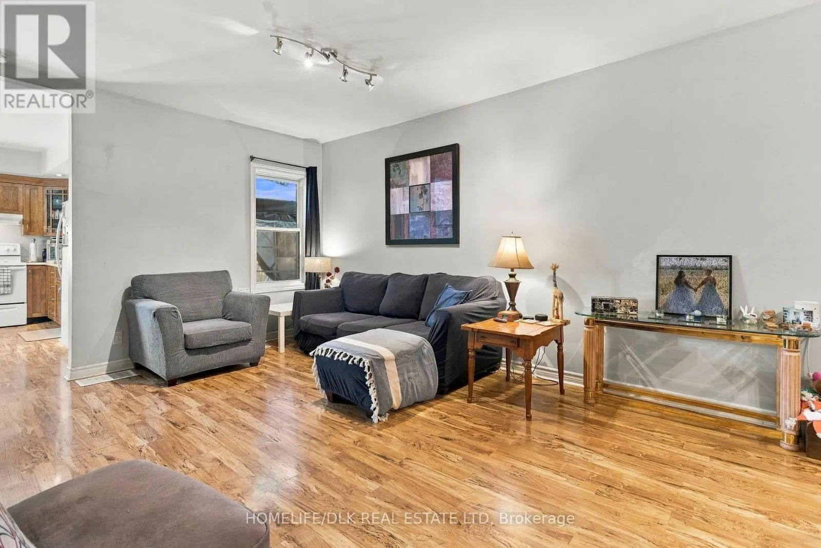 172 PEARL STREET W