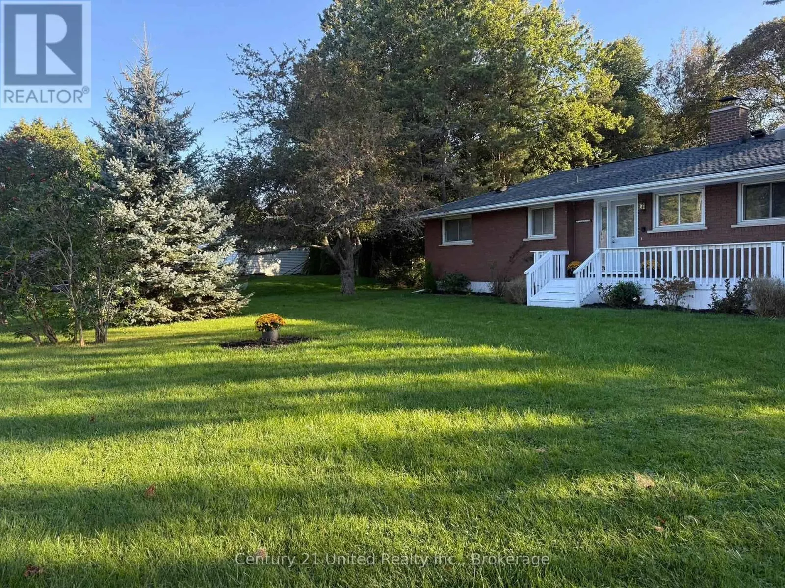 44 HAMILTON AVENUE