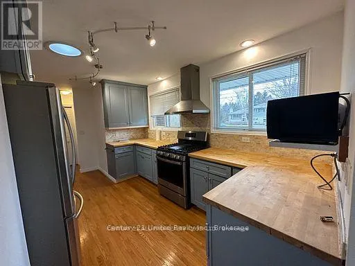 44 HAMILTON AVENUE