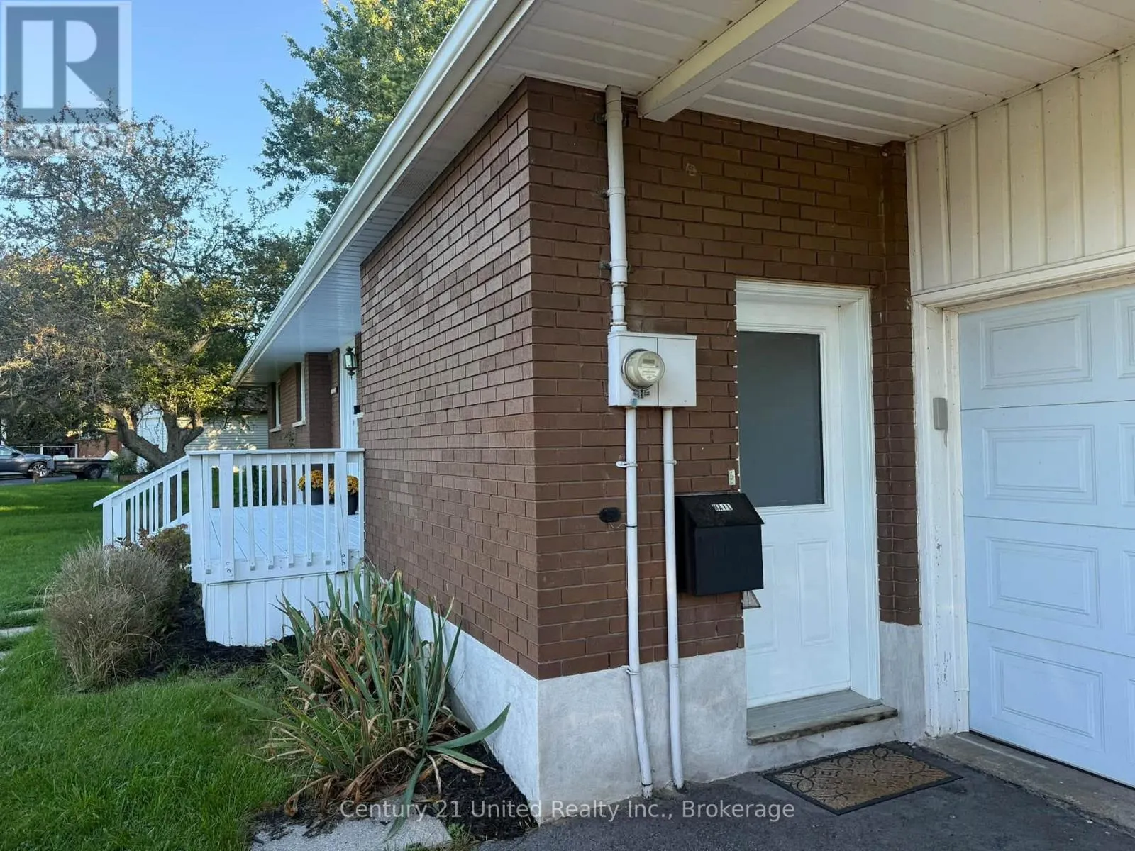 44 HAMILTON AVENUE