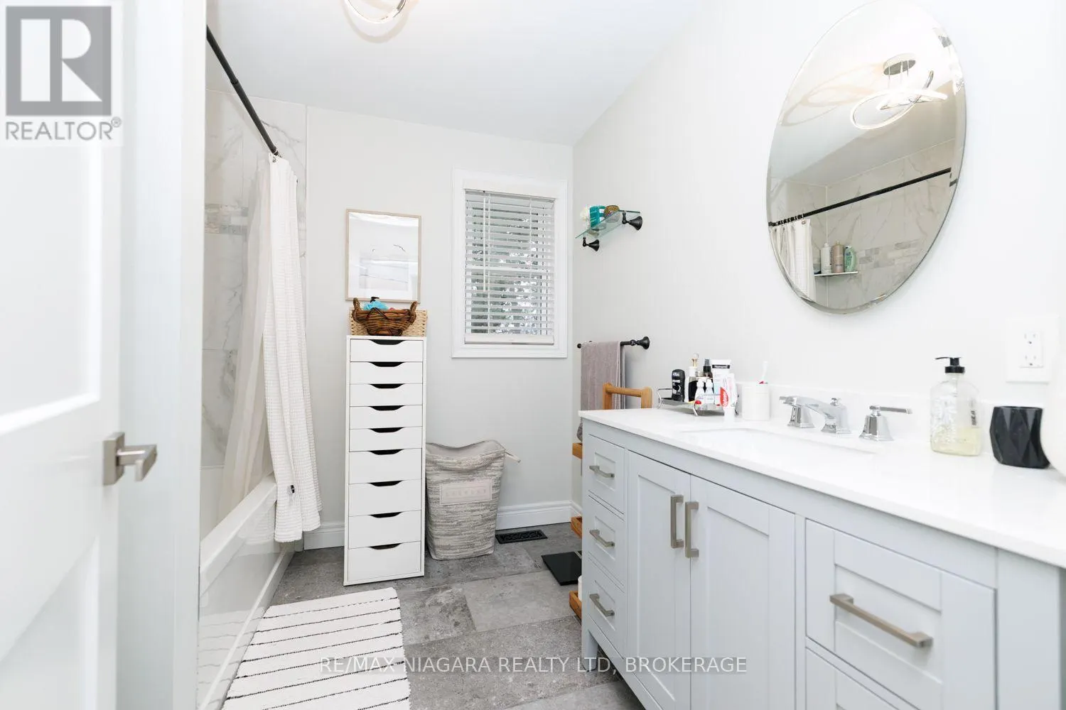 31 PLEASANT AVENUE S