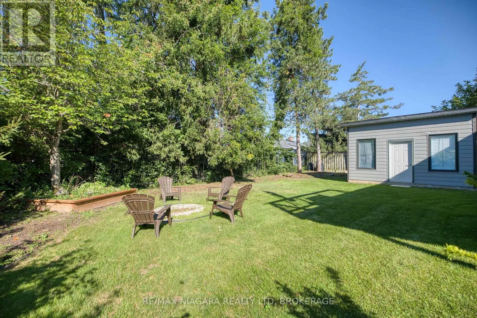 31 PLEASANT AVENUE S