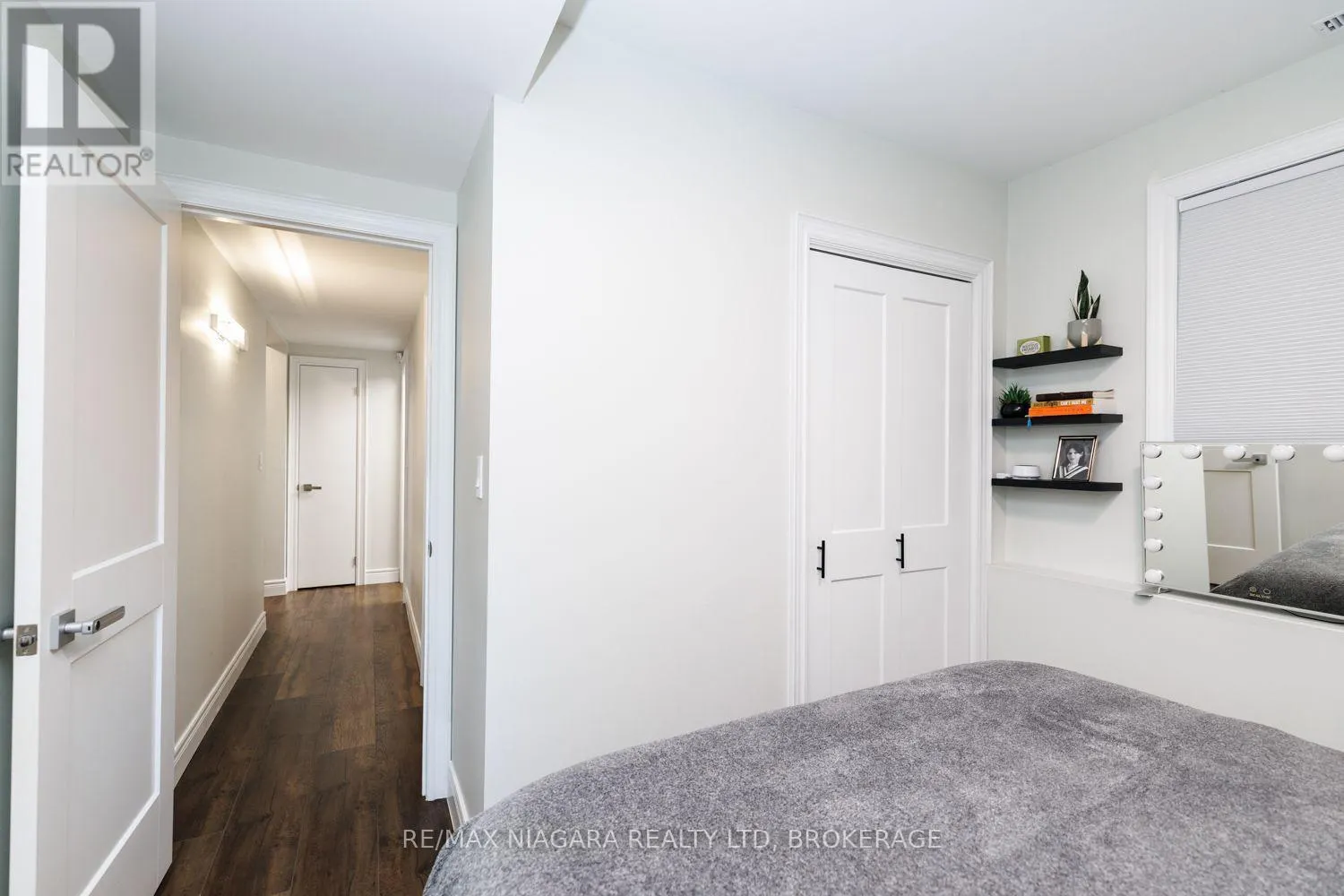 31 PLEASANT AVENUE S