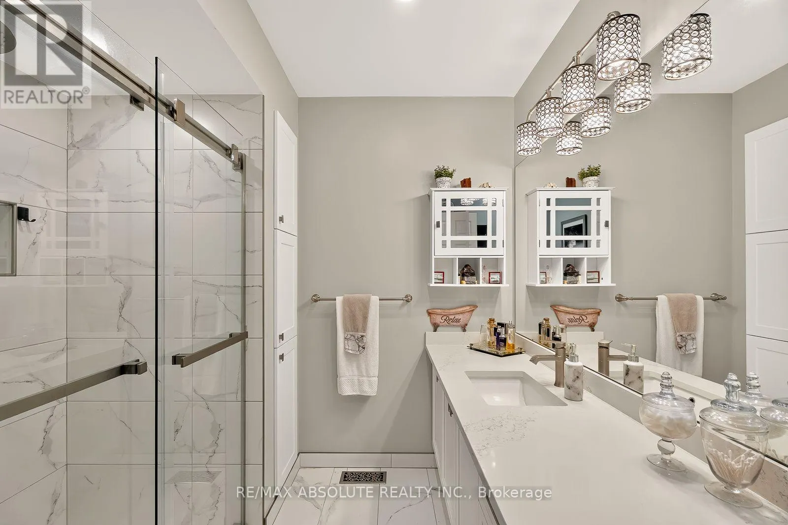 12 OYSTER BAY COURT