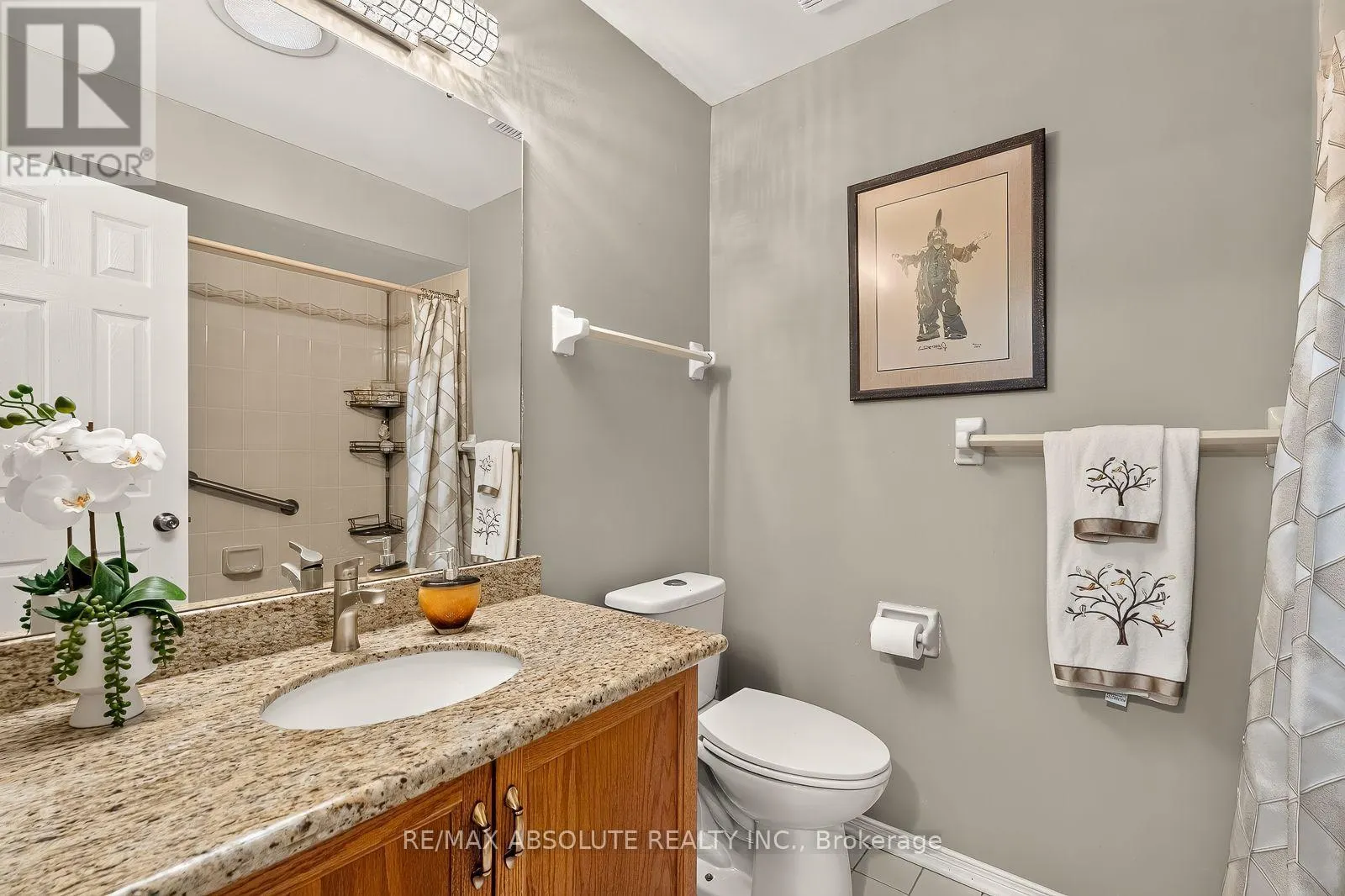 12 OYSTER BAY COURT