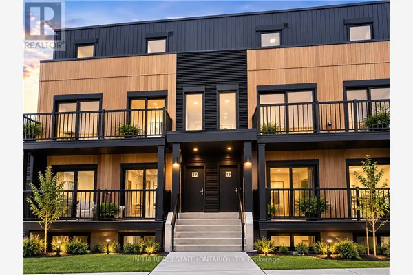 SUITE 18-UNIT D3 - 854 DOON VILLAGE ROAD E
