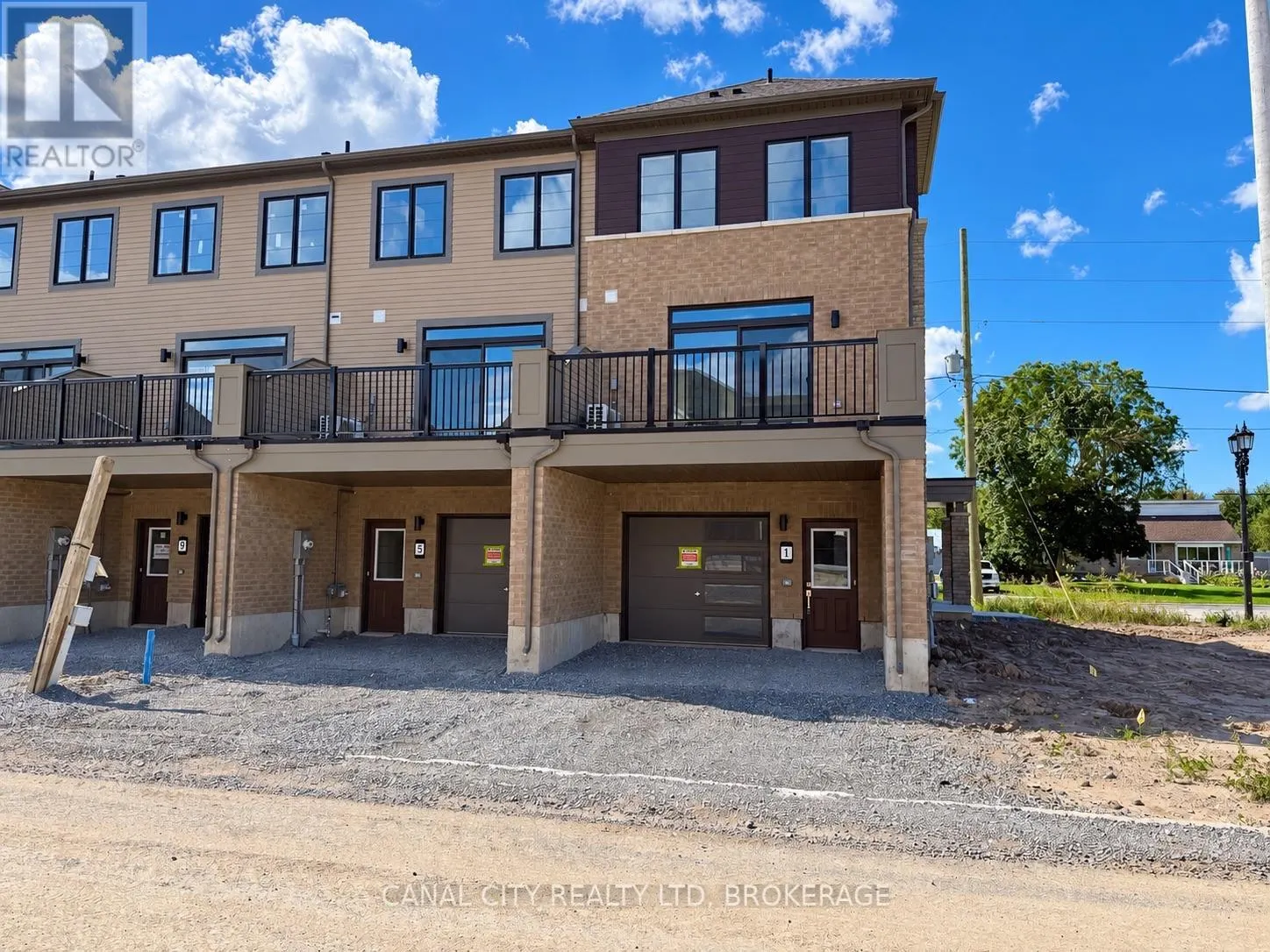 1 VANDERBURG LANE