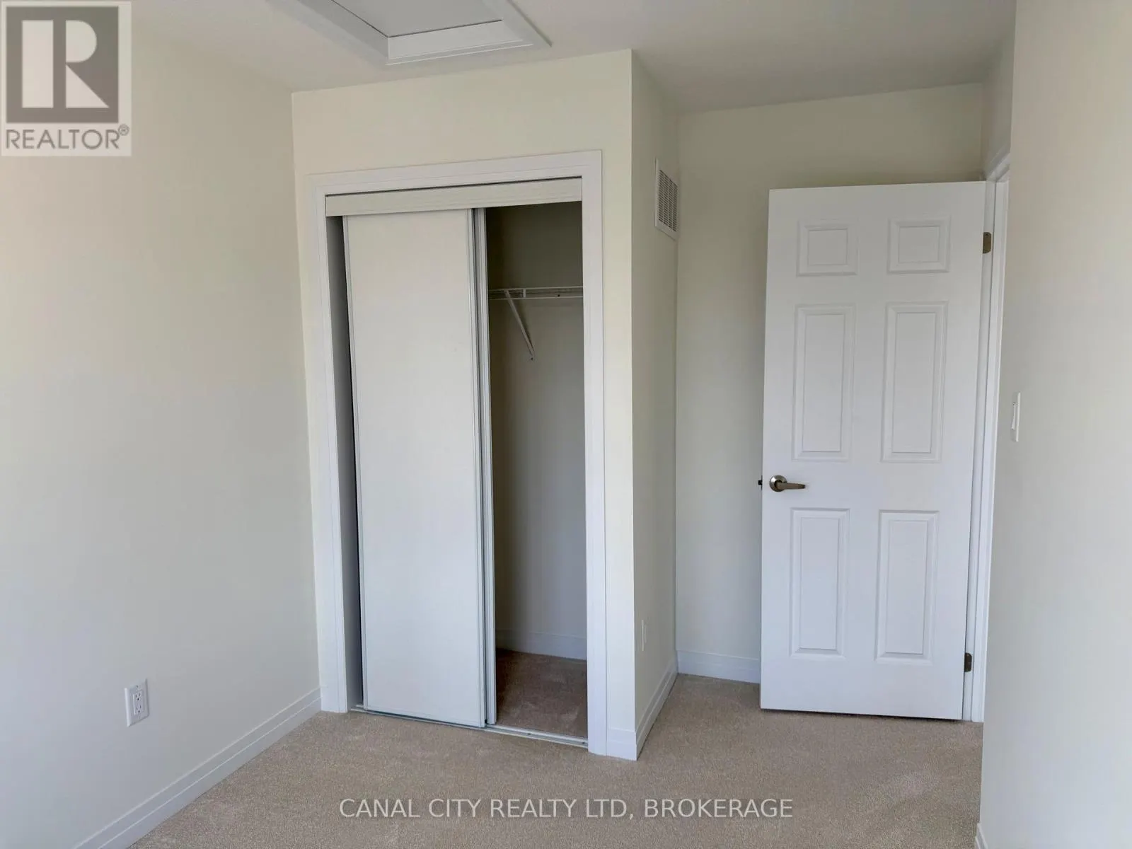 1 VANDERBURG LANE