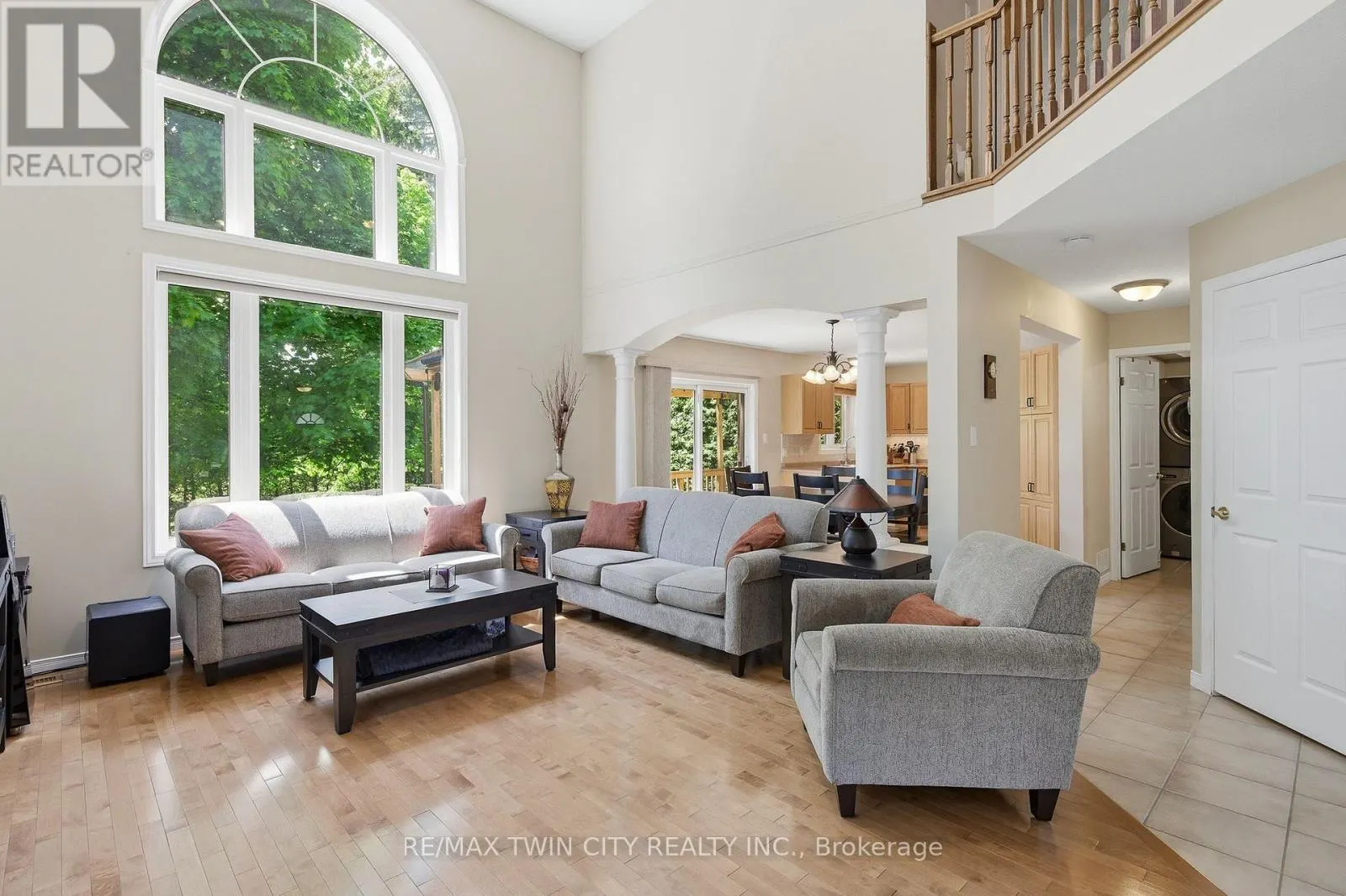 15 CAROLINIAN LANE