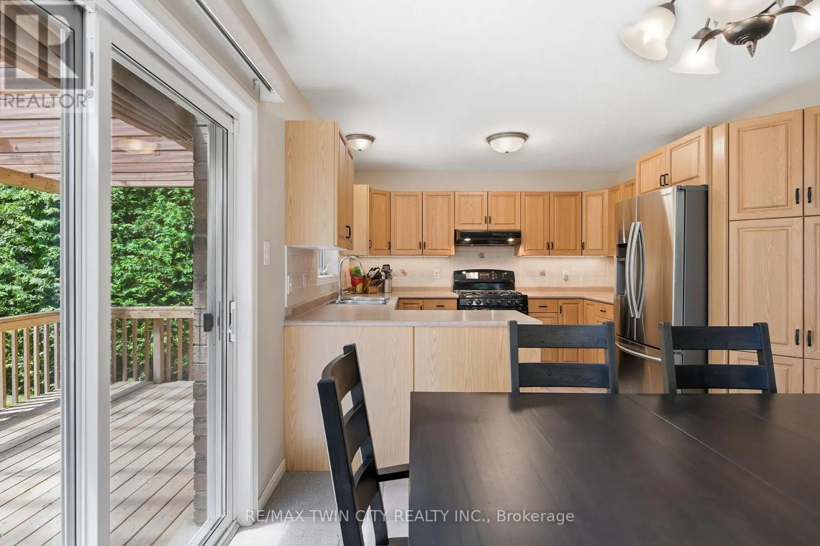 15 CAROLINIAN LANE