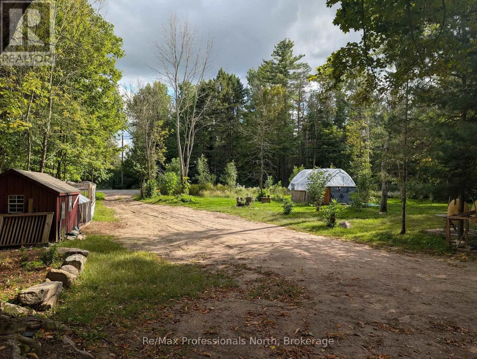 1268 MOON RIVER ROAD