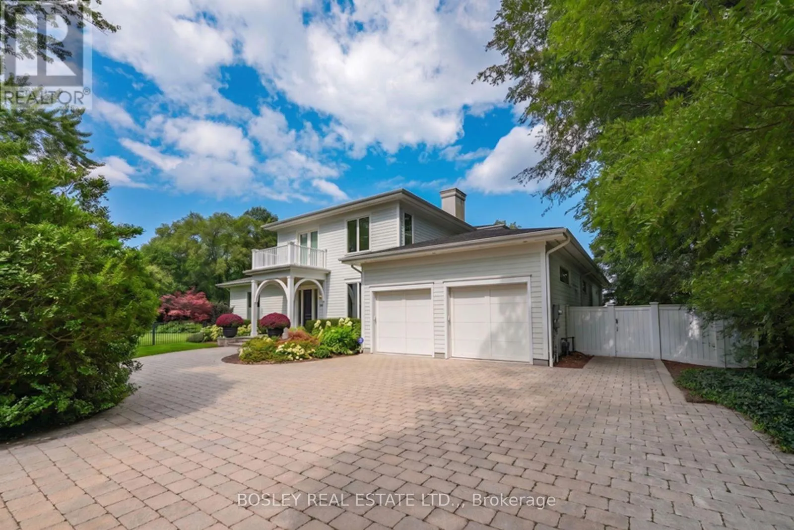 263 NIAGARA BOULEVARD
