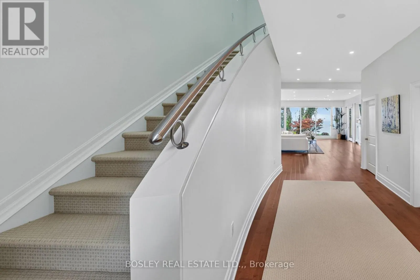 263 NIAGARA BOULEVARD