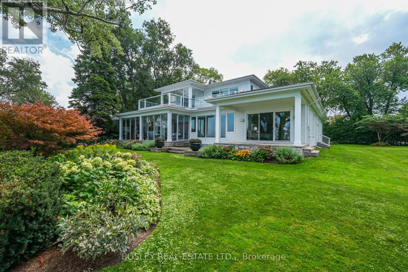 263 NIAGARA BOULEVARD