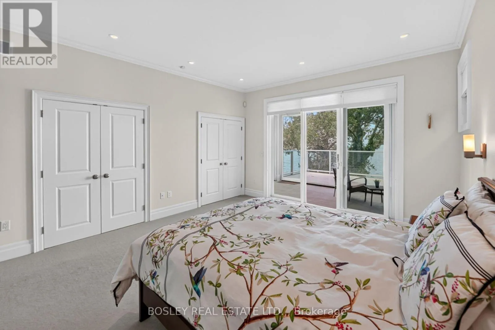 263 NIAGARA BOULEVARD