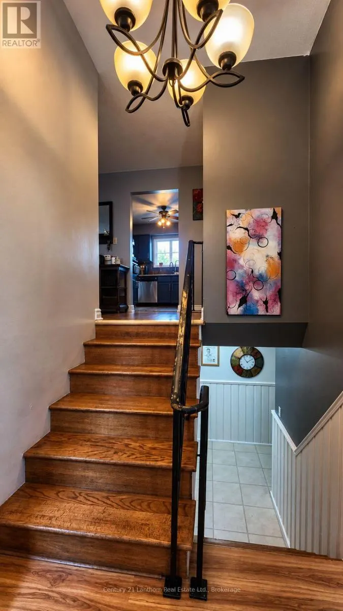 13 LORAINE AVENUE
