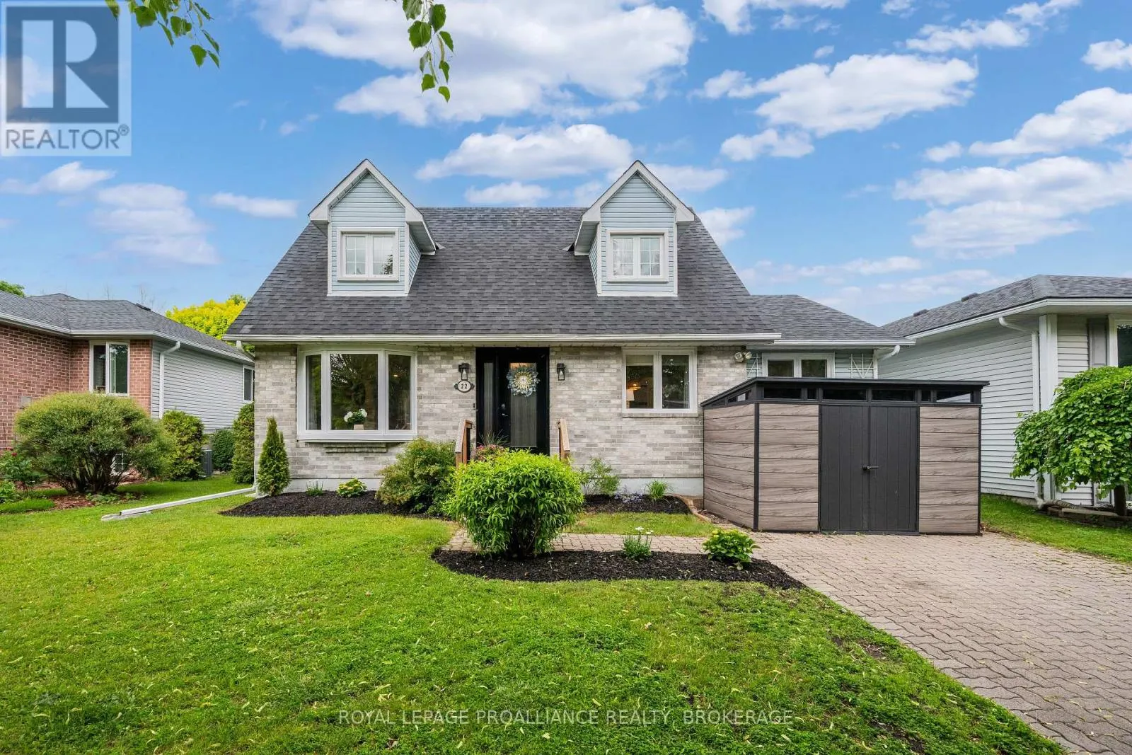 22 HERITAGE DRIVE