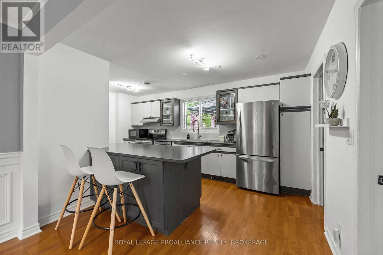 22 HERITAGE DRIVE
