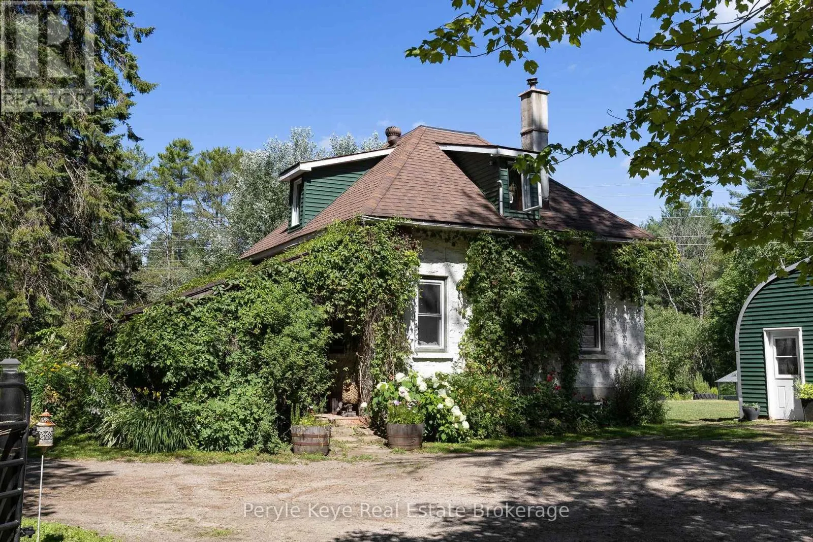 2322 OLD MUSKOKA ROAD