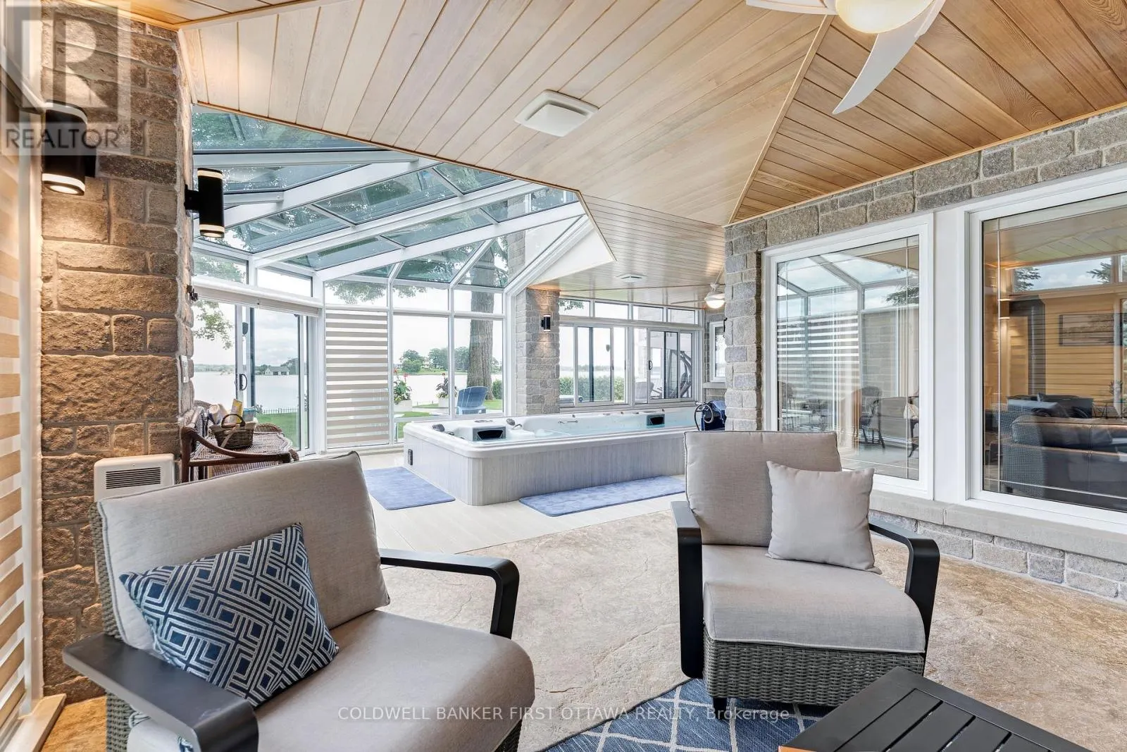 987 1000 ISLANDS PARKWAY