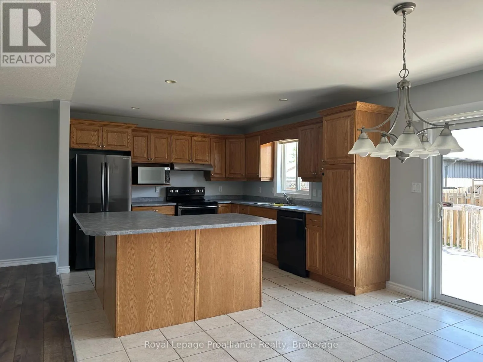 35 FOREST VALLEY DRIVE