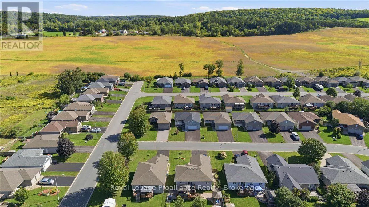 35 FOREST VALLEY DRIVE