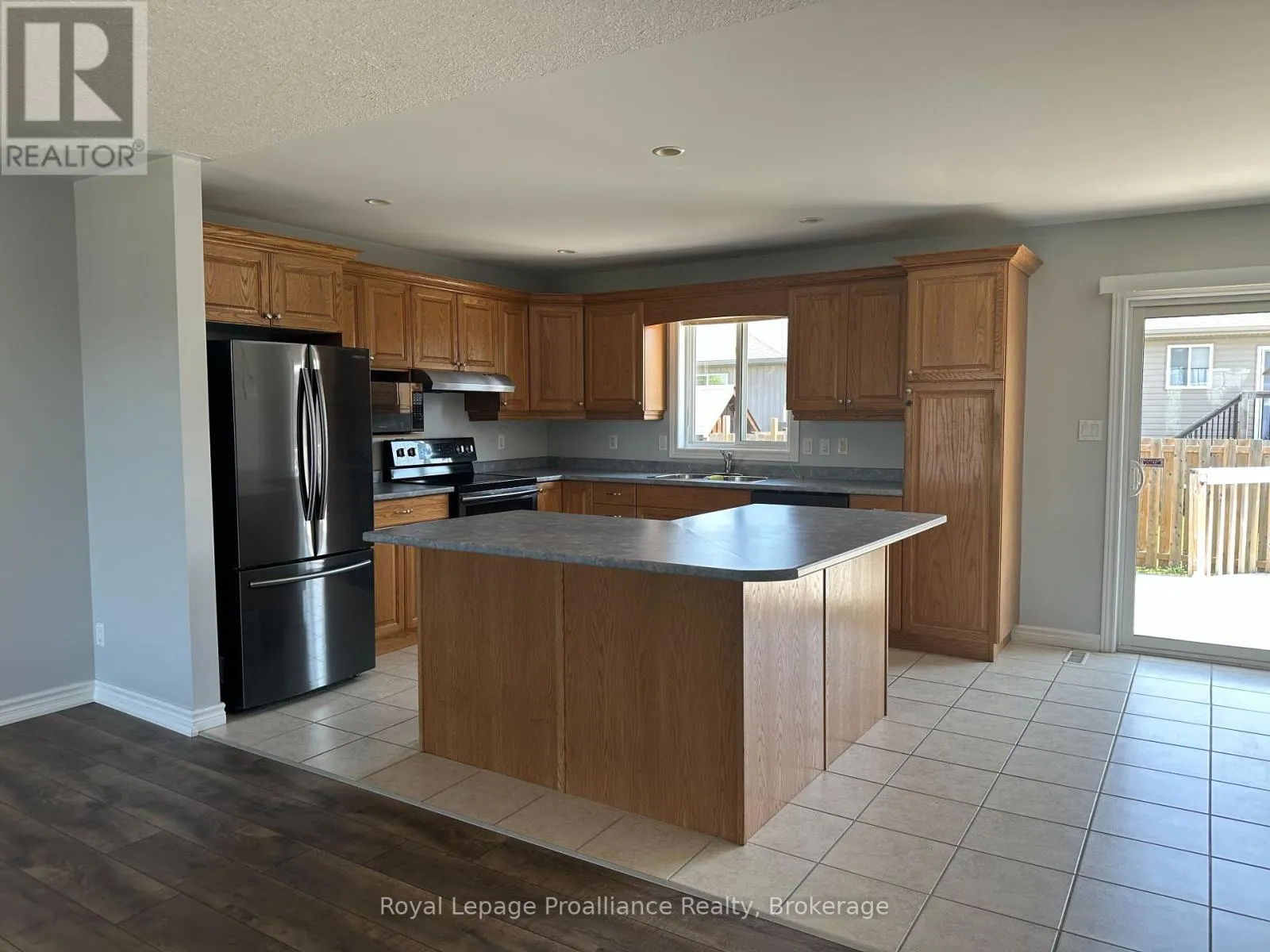 35 FOREST VALLEY DRIVE