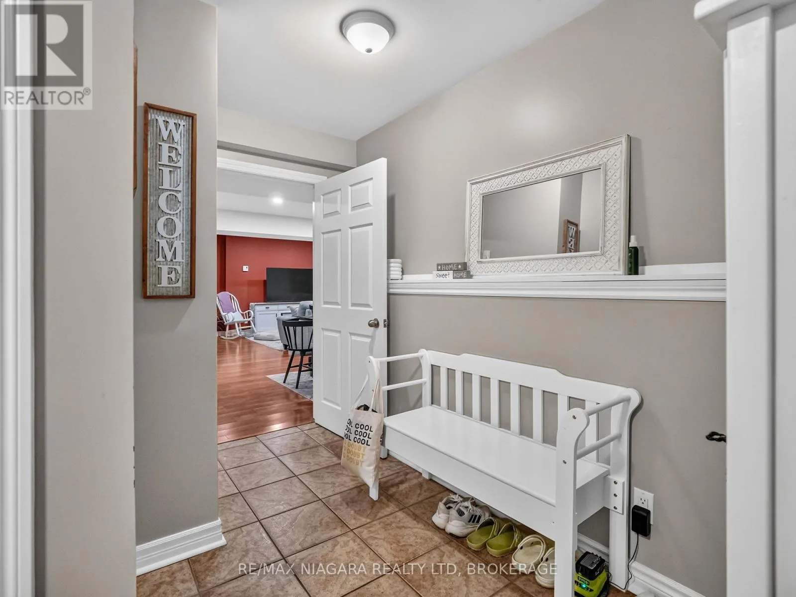 5679 HIGHLAND AVENUE