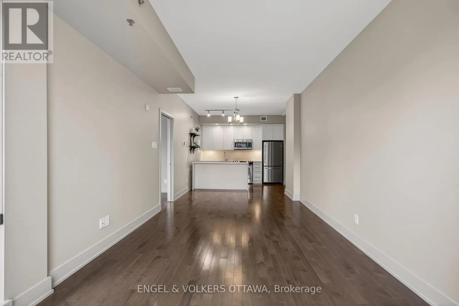 507 - 108 RICHMOND ROAD