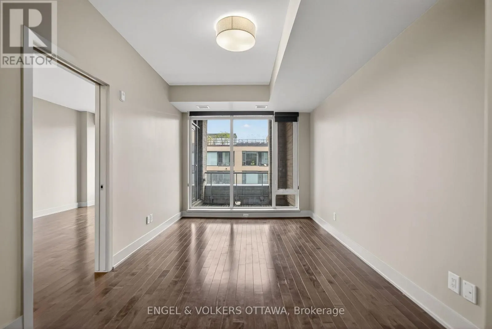 507 - 108 RICHMOND ROAD