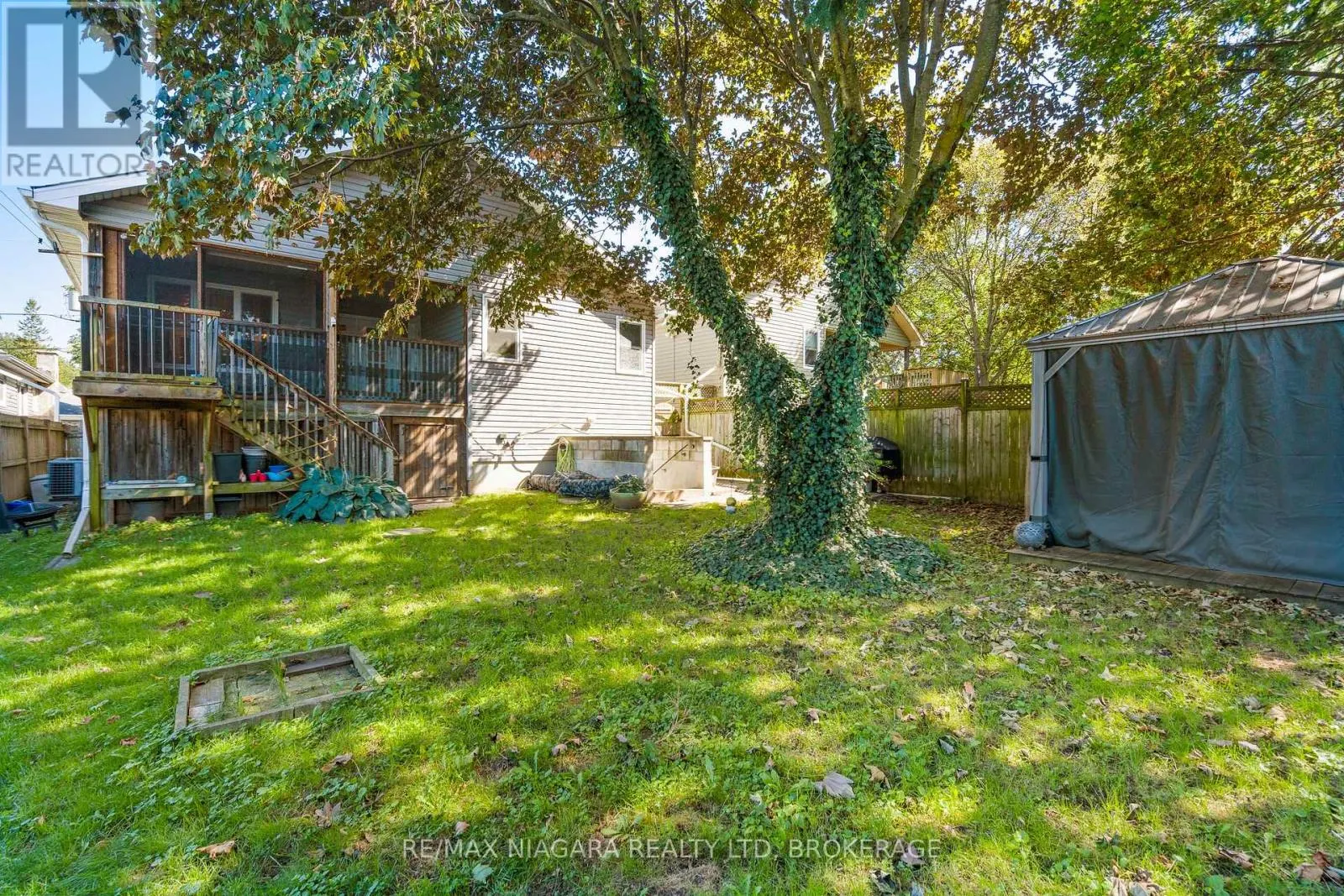 5671 HIGHLAND AVENUE