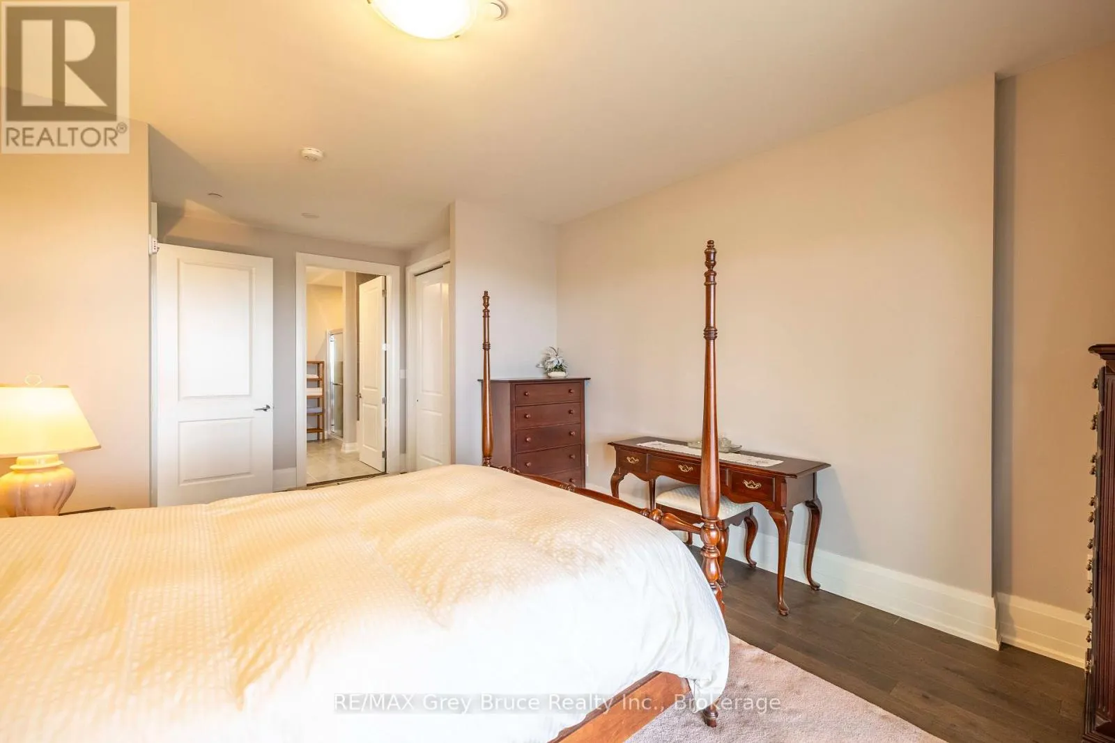 505 - 80 9TH STREET EAST STREET E #505