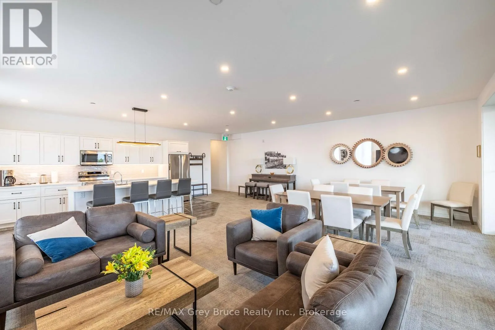 505 - 80 9TH STREET EAST STREET E #505