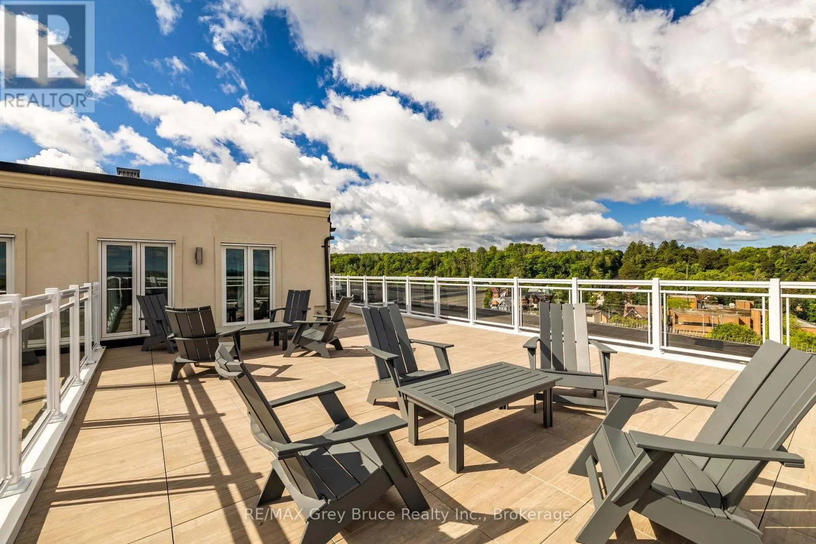 505 - 80 9TH STREET EAST STREET E #505